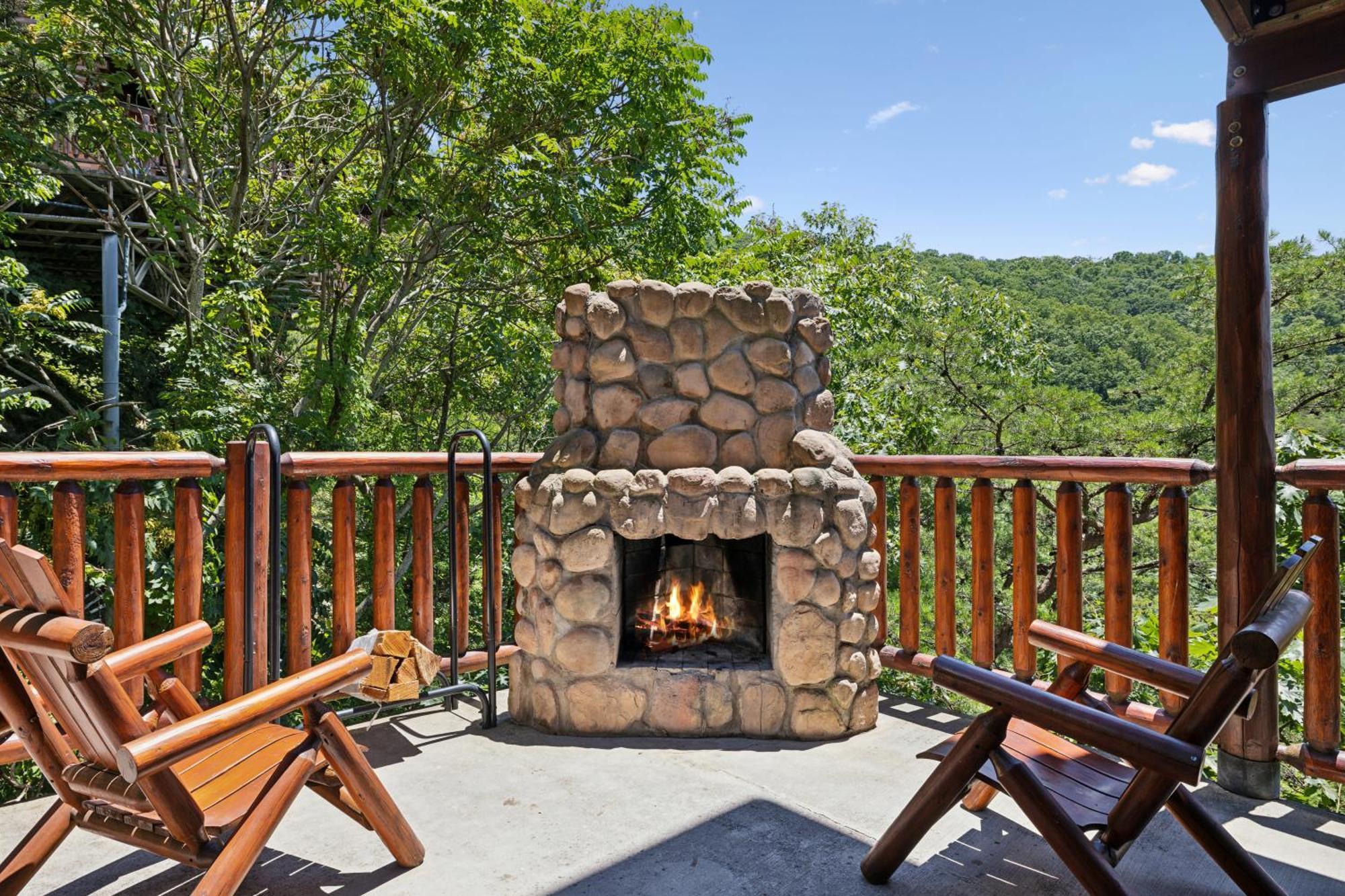 Amazing Views, Pool, Hot Tub, Game Room Sevierville Extérieur photo
